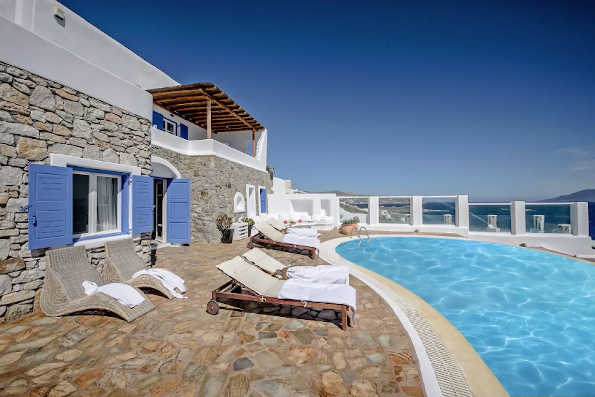 Mykonos Villa for 16 Guests FOR RENT 2