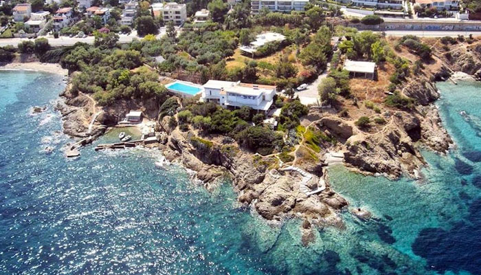 Super Athens Riviera Villa, Lagonisi. Mykonos villas. Luxury villas, Greek island villa, Villas for rent,  Holidays villas, Rental villas Greece